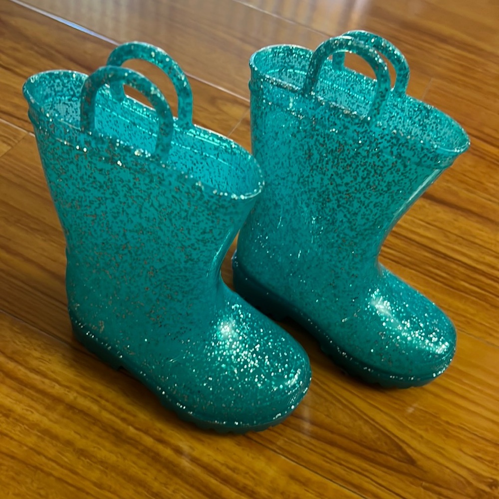 Size 6 turquoise glitter rainboots